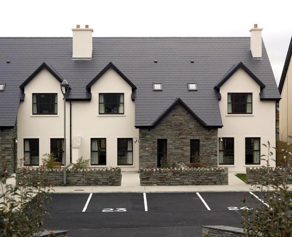 Kenmare Bay Hotel Lodges キラーニー エクステリア 写真